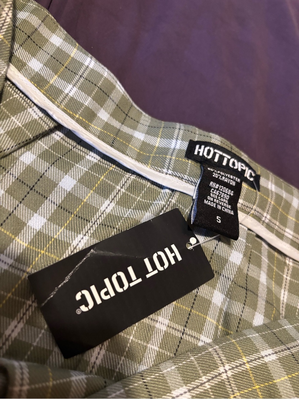 Hot Topic Olive Green Plaid Pleated Skirt - Picture 3 of 3